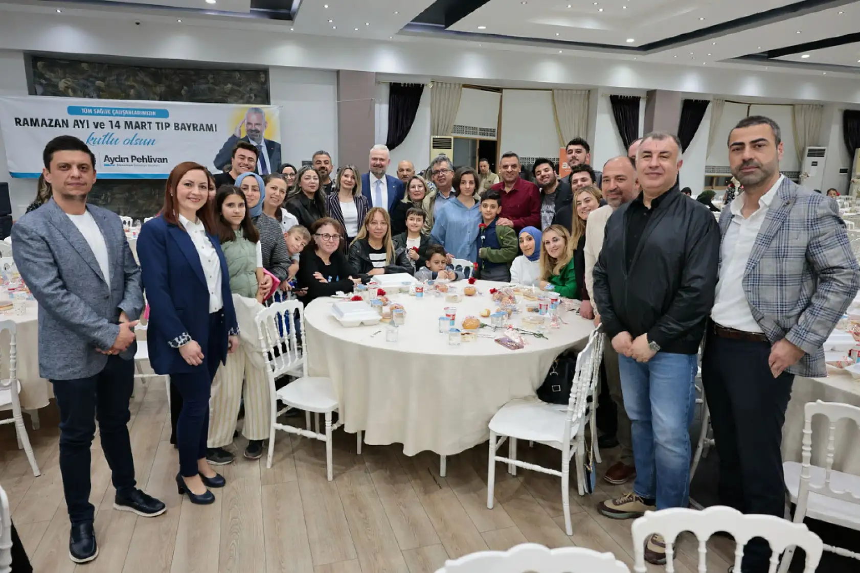 Menemen'de sağlık çalışanlarına teşekkür iftarı