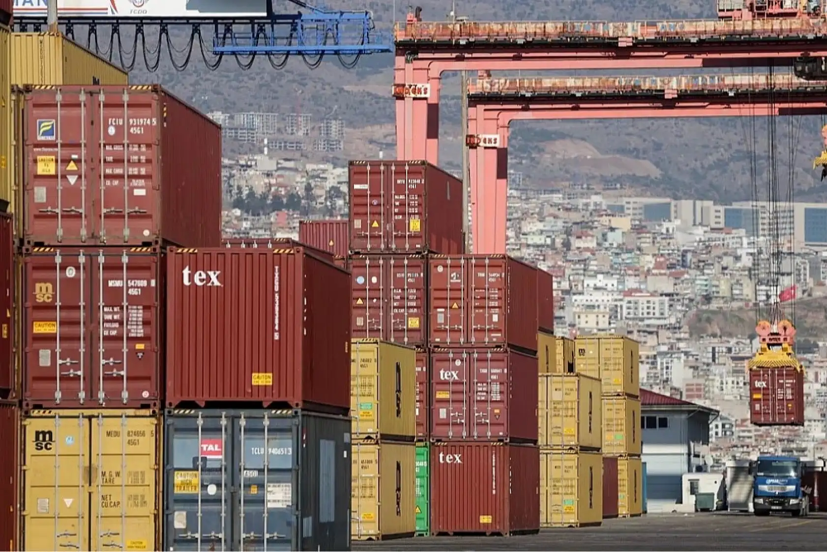 İhracat miktarı yüzde kaça düştü? Şubat verileri açıklandı