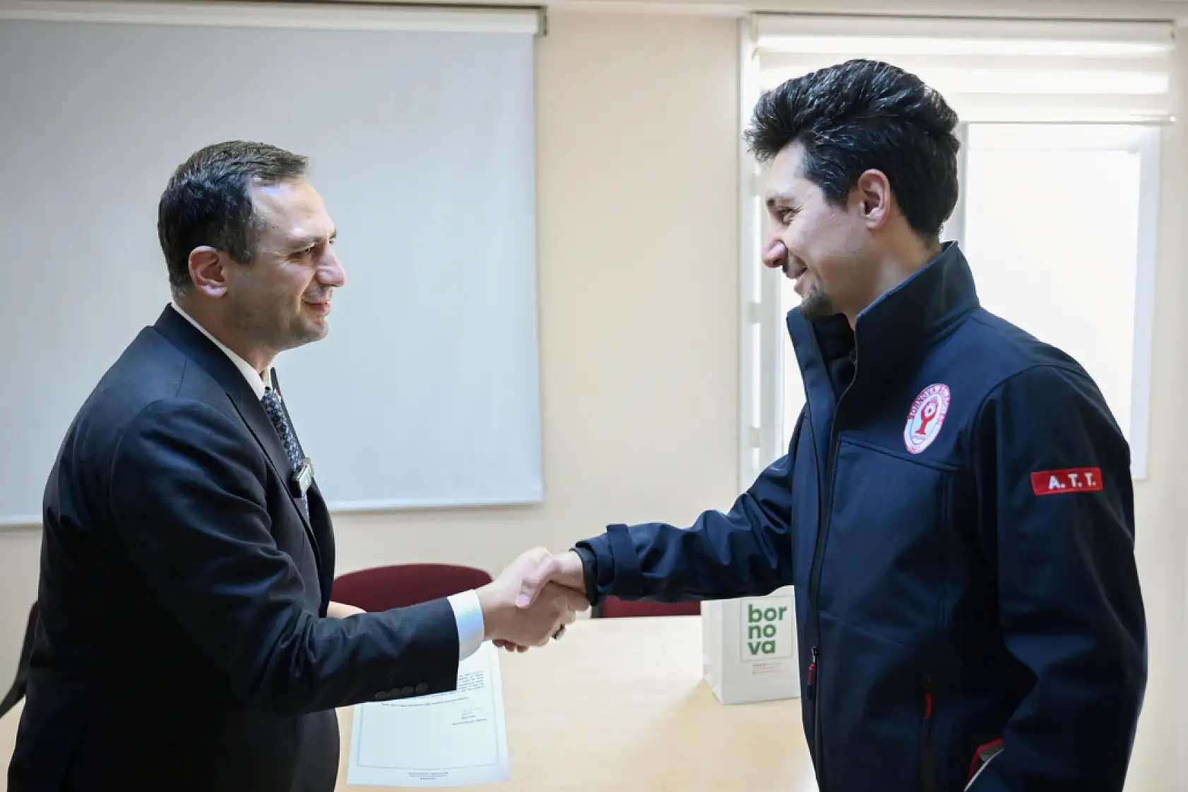 Başkanı Eşki, sağlık çalışanlarını unutmadı