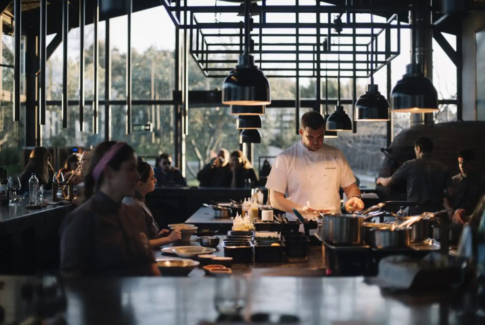 Urla gastronomiyle parlıyor: Michelin yıldızlı restoranlar Ege'nin lezzet rotasını belirliyor