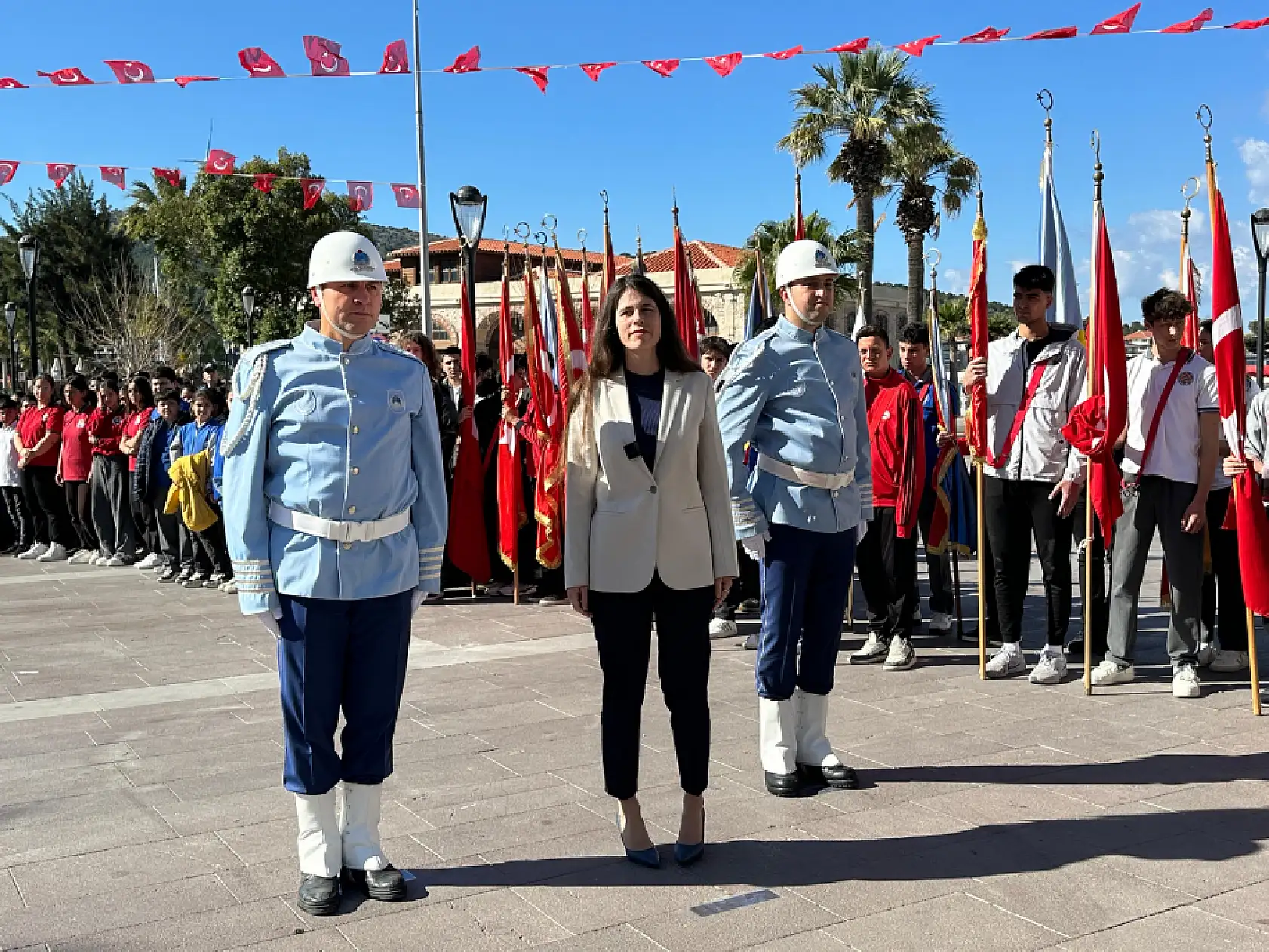 18 Mart'ta Çeşme'de gururlandıran tören