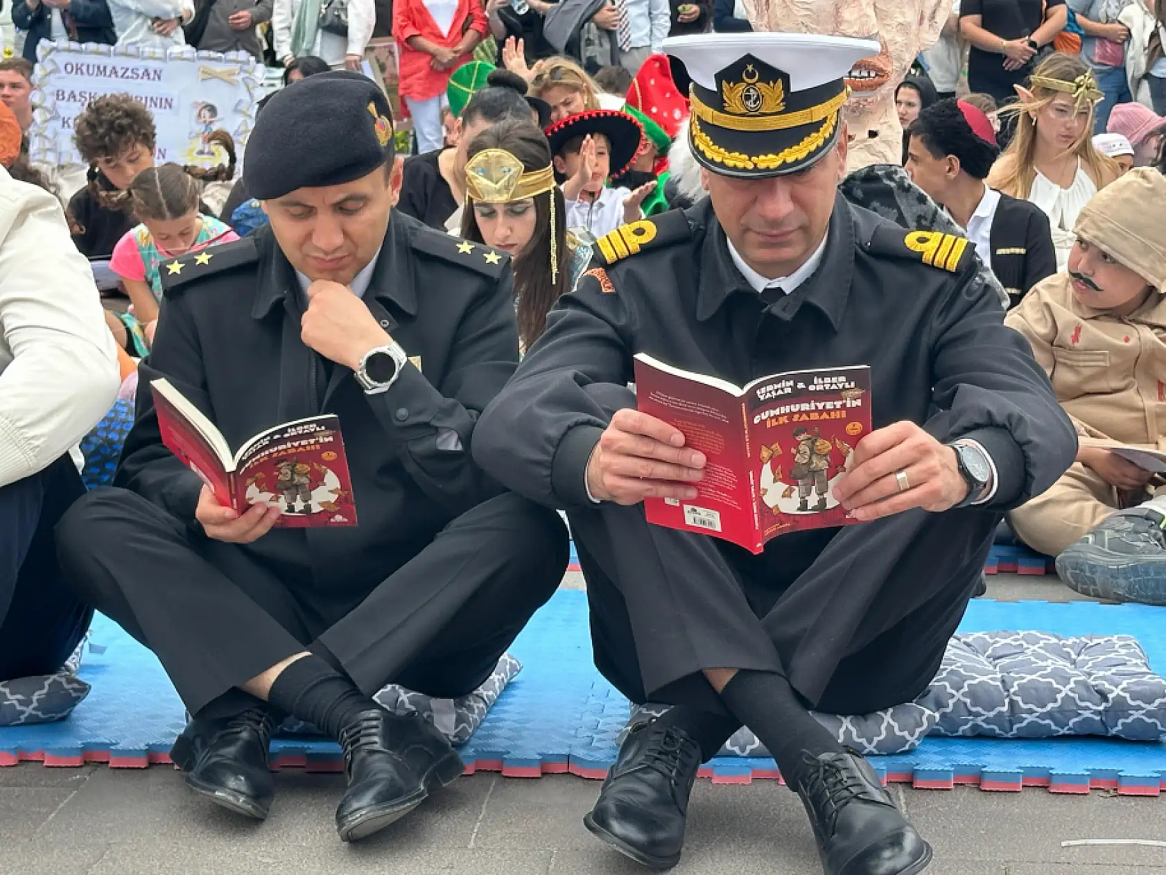 Kitap Kahramanları Çeşme sokaklarında canlandı!