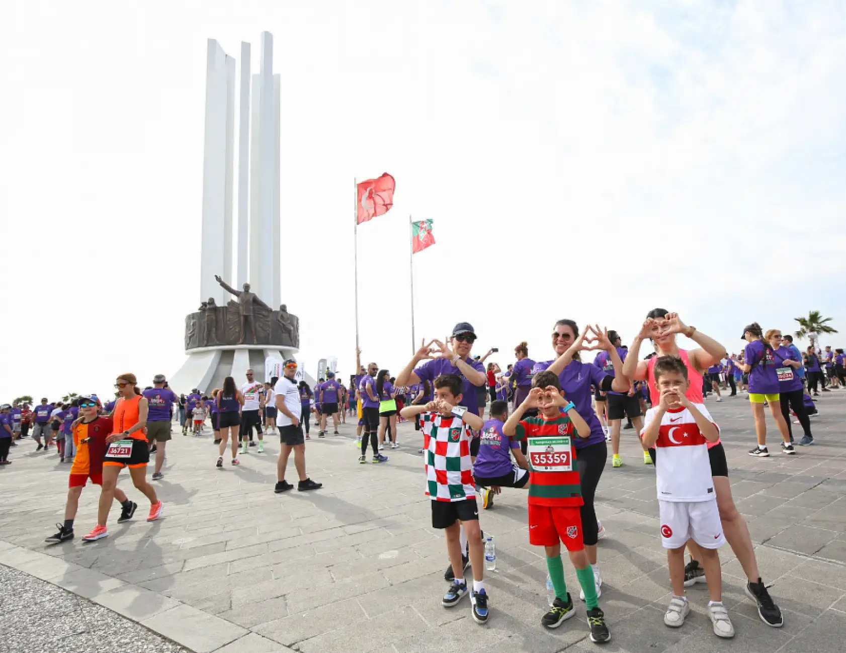 Karşıyaka'da trafik akışı değişiyor: Bu yollar kapalı olacak!