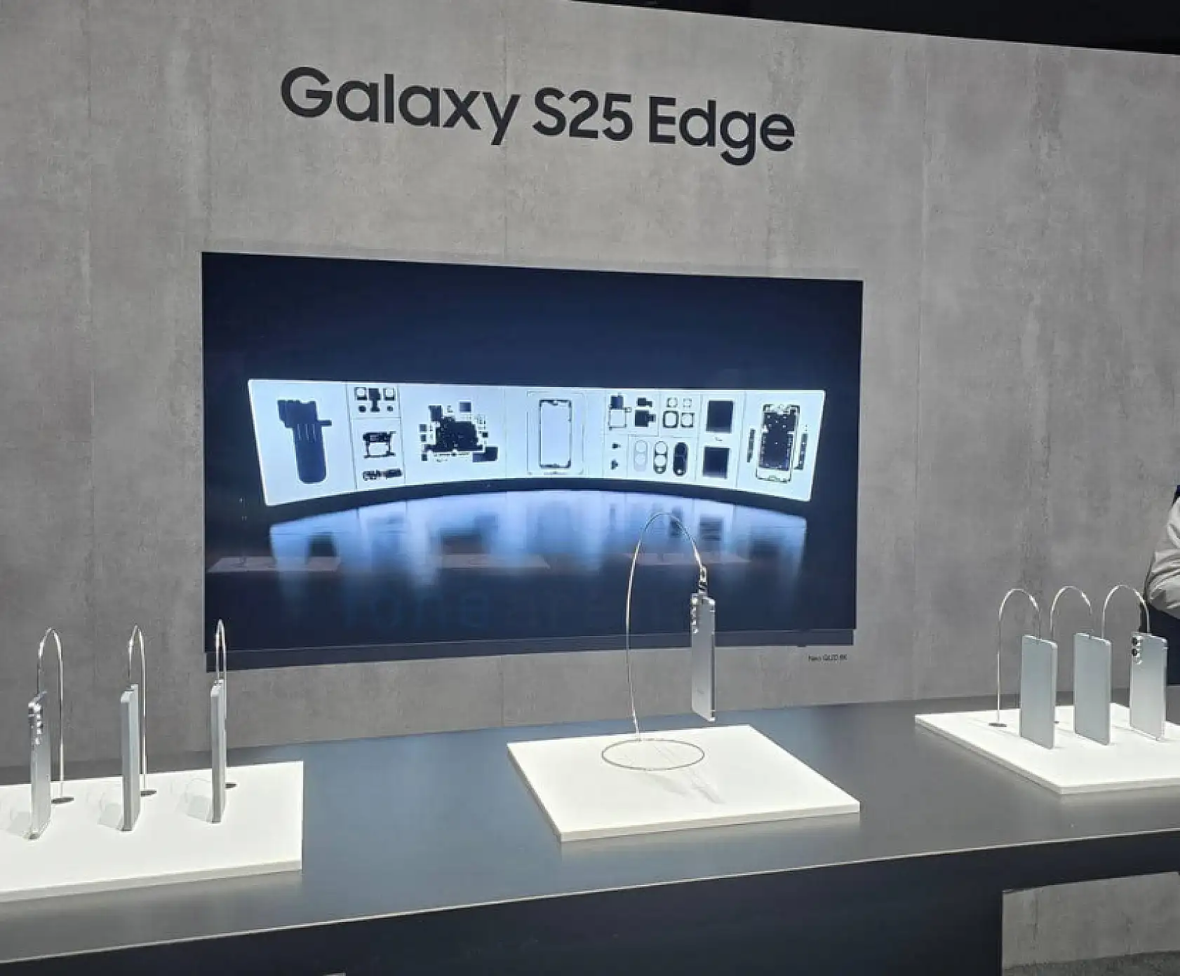 Samsung Galaxy S25 Edge tanıtıldı: En ince Galaxy modeli