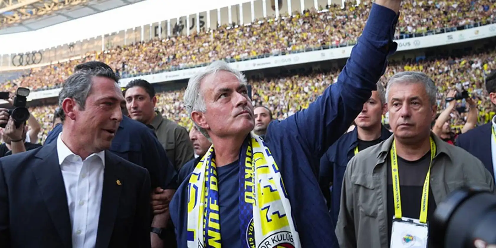 Fenerbahçe'de Mourinho hakkında şok karar! 50 milyon euroluk teklif