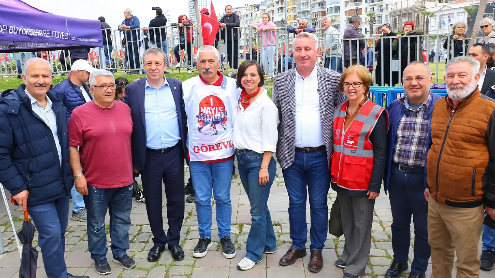 Başkan Kınay, 1 Mayıs'ta emekçilerin yanındaydı