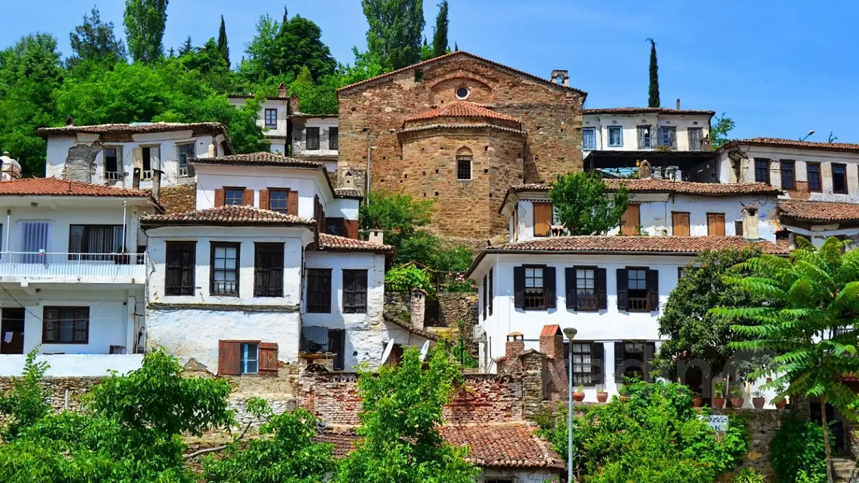 İzmirliler bayramda akın edecek: Kartpostal gibi sokakları, Eşsiz manzaraları ile aklınızı başınızdan alacak