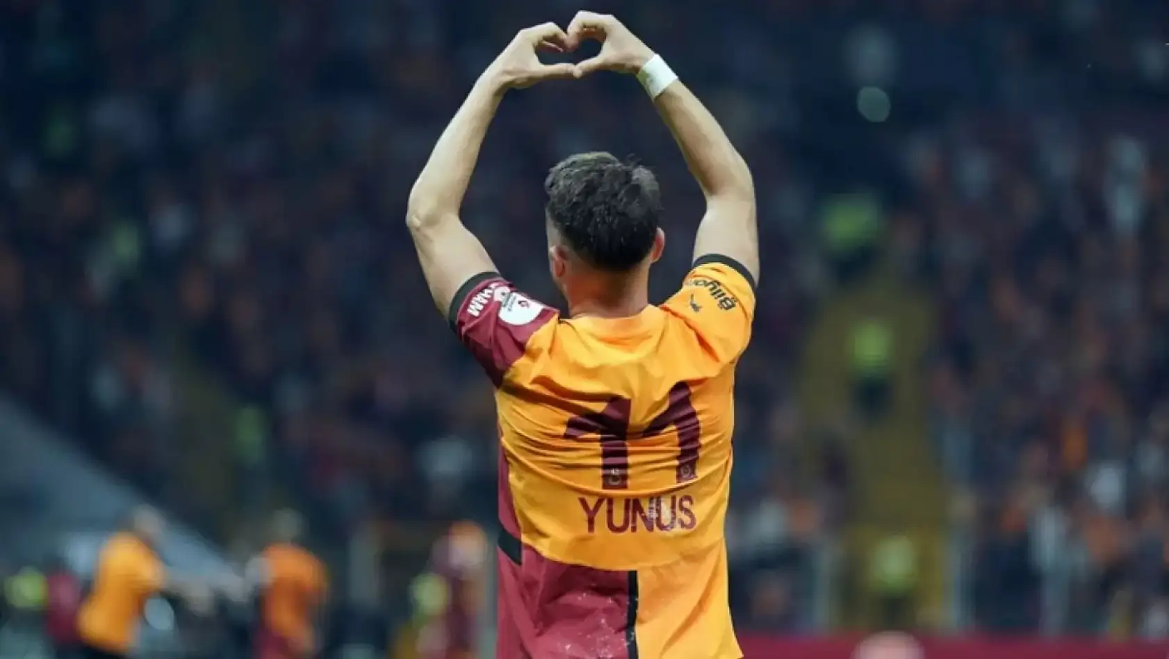 Galatasaray'da Yunus Akgün bilmecesi! 8 kat maaş teklif edildi