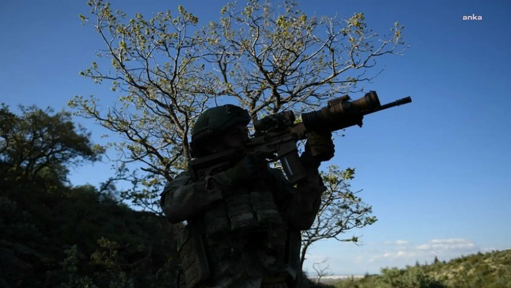 2 PKK'lı terörist teslim oldu