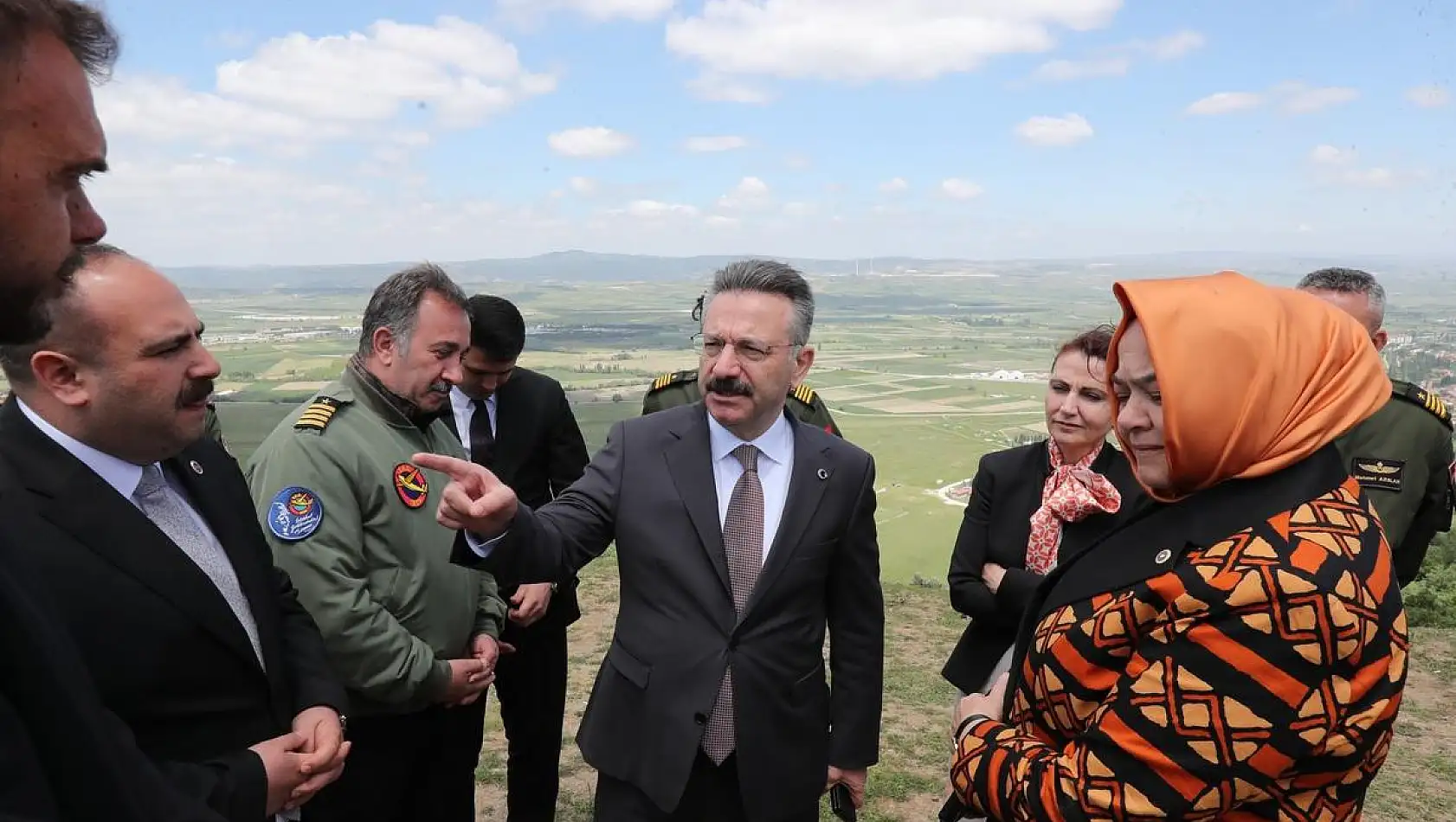 Aksoy'dan THK Havacılık Eğitim Merkezi ziyareti