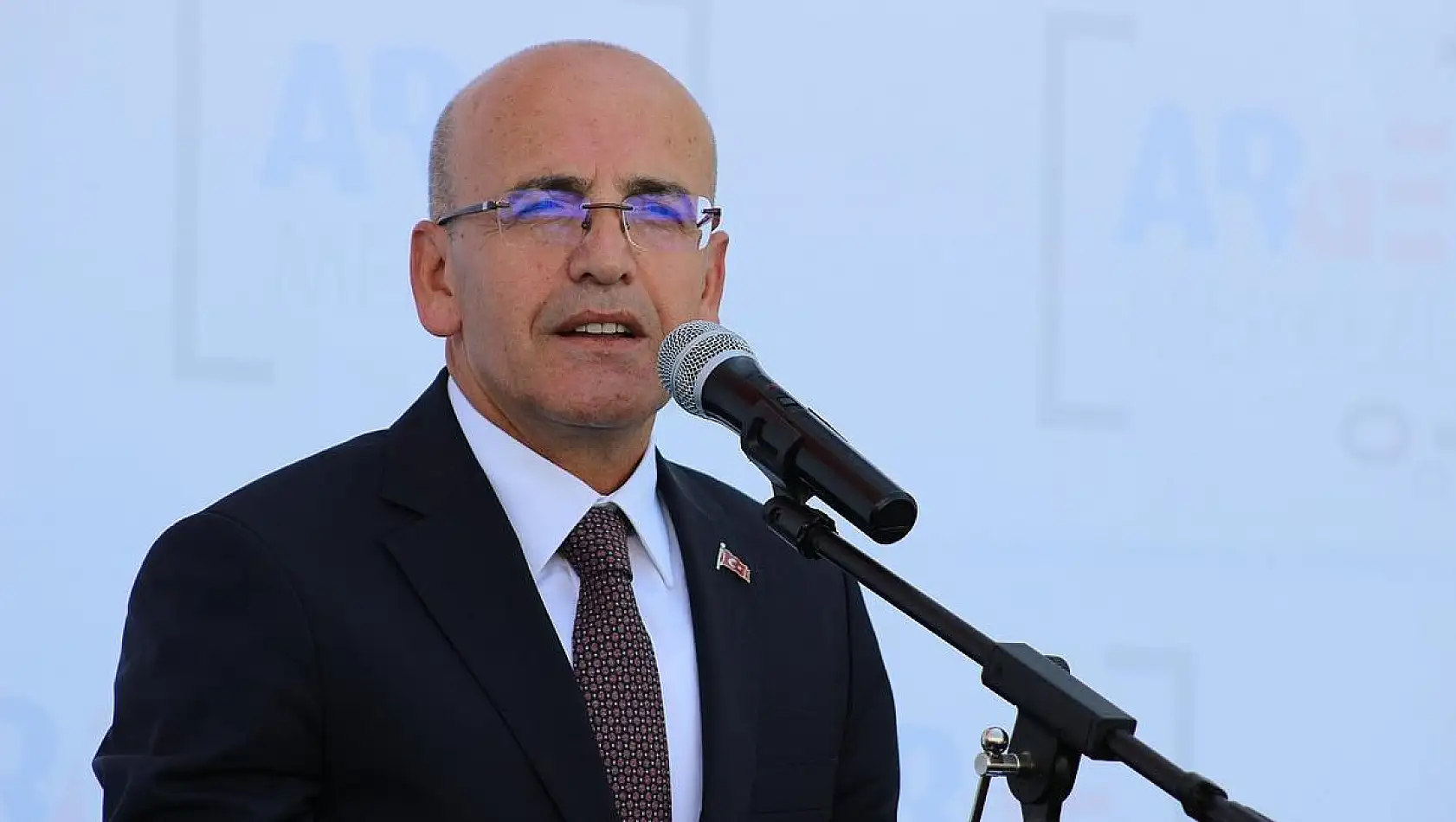 Bakan Şimşek: Hiçbir dedikoduya itibar etmeyiniz