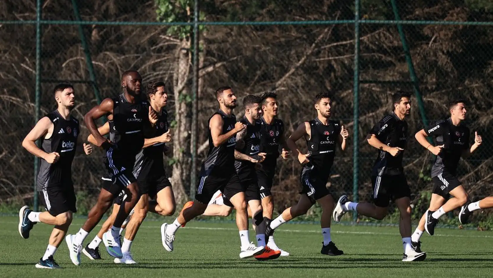 Beşiktaş basına kapalı çalışıyor