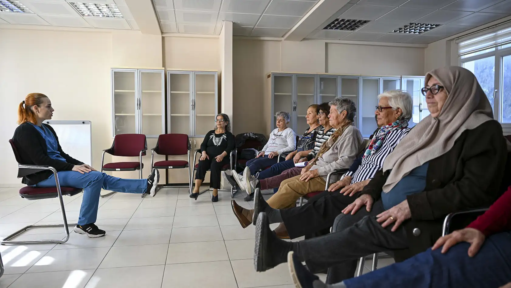 Bornova'da yaşlılar için 'Sağlıklı Yaşam Merkezi' açıldı