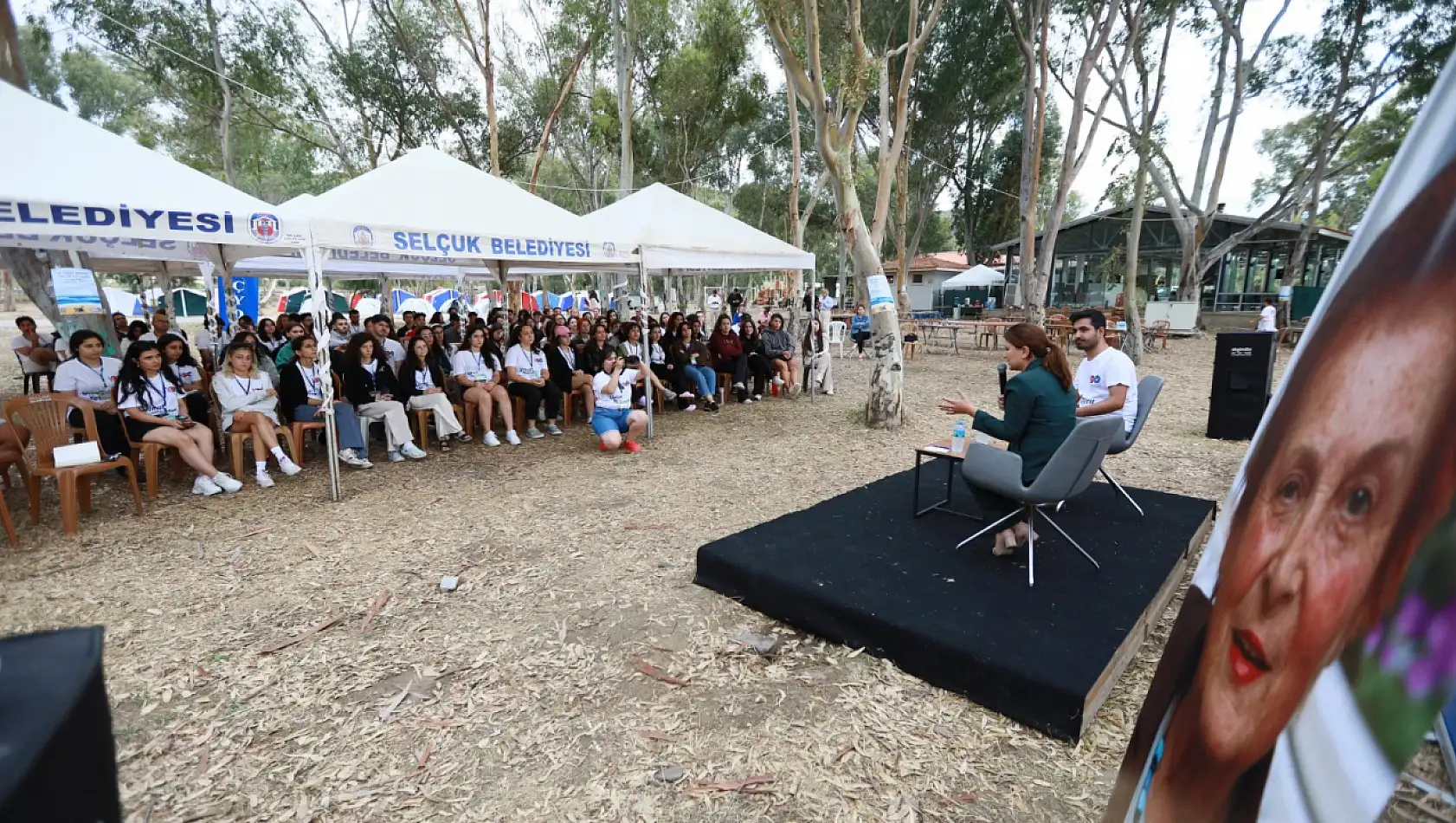 Çağdaş Yaşam'ın gençleri Pamucak'ta