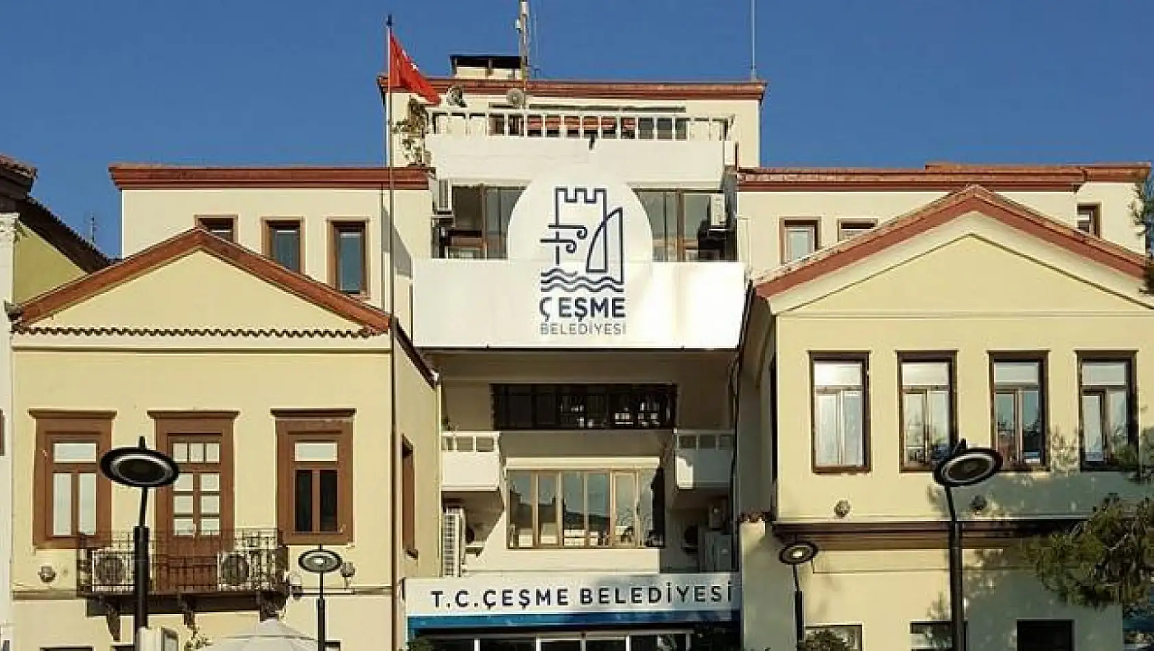 Çeşme Belediyesi'nde grev belirsizliği