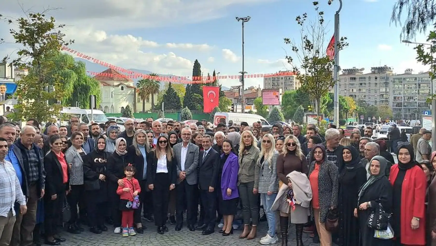 Cevdet Çayır AK Parti Bornova’dan aday adaylığını açıkladı