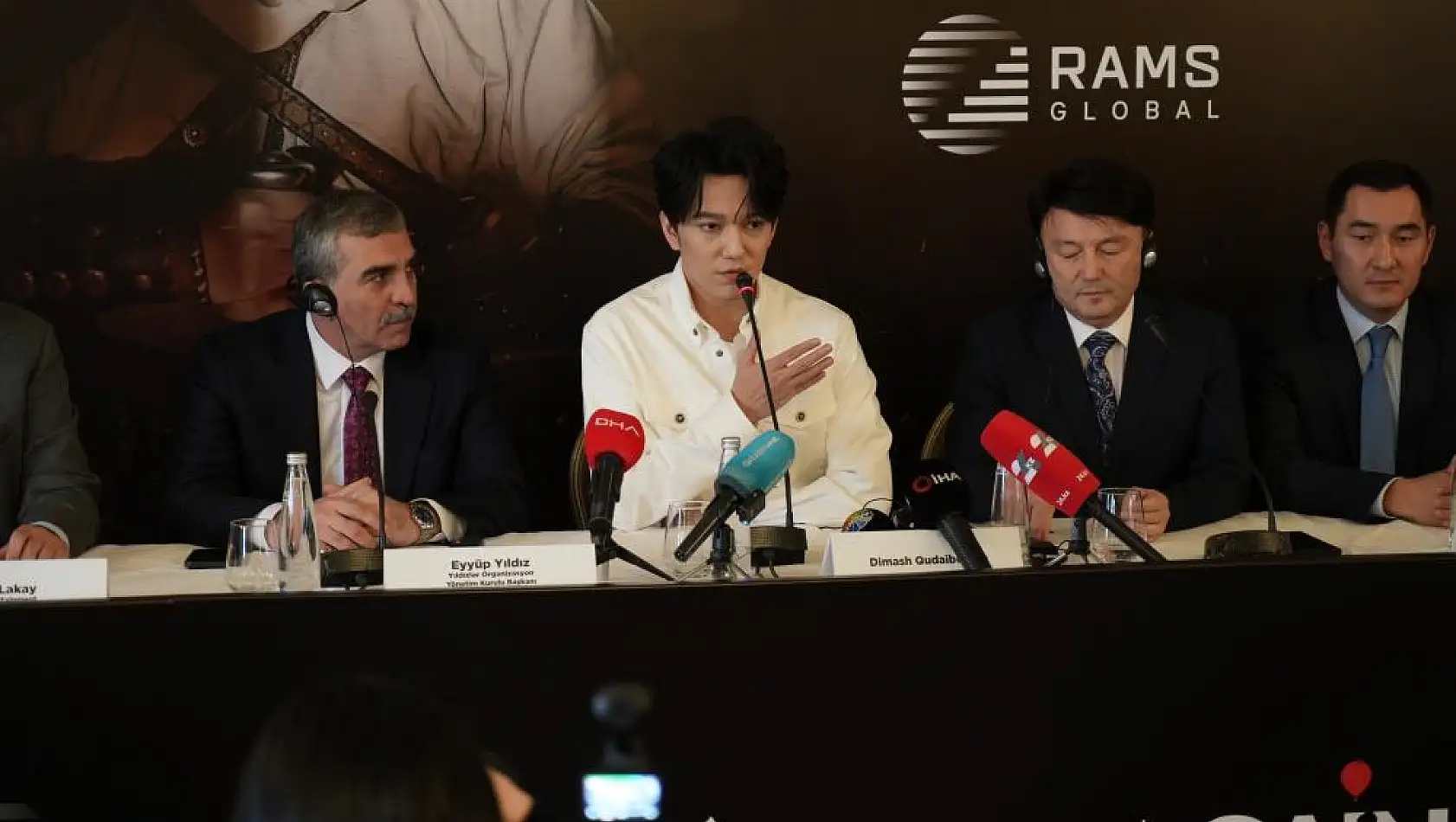 Dünyaca ünlü Dimash Kudaibergen: “Türk şarkılarını severek dinliyorum”