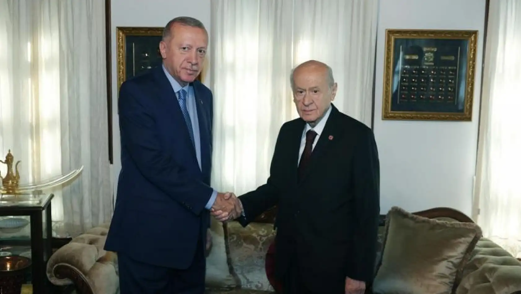 Erdoğan, MHP lideri Bahçeli ile bir araya geldi