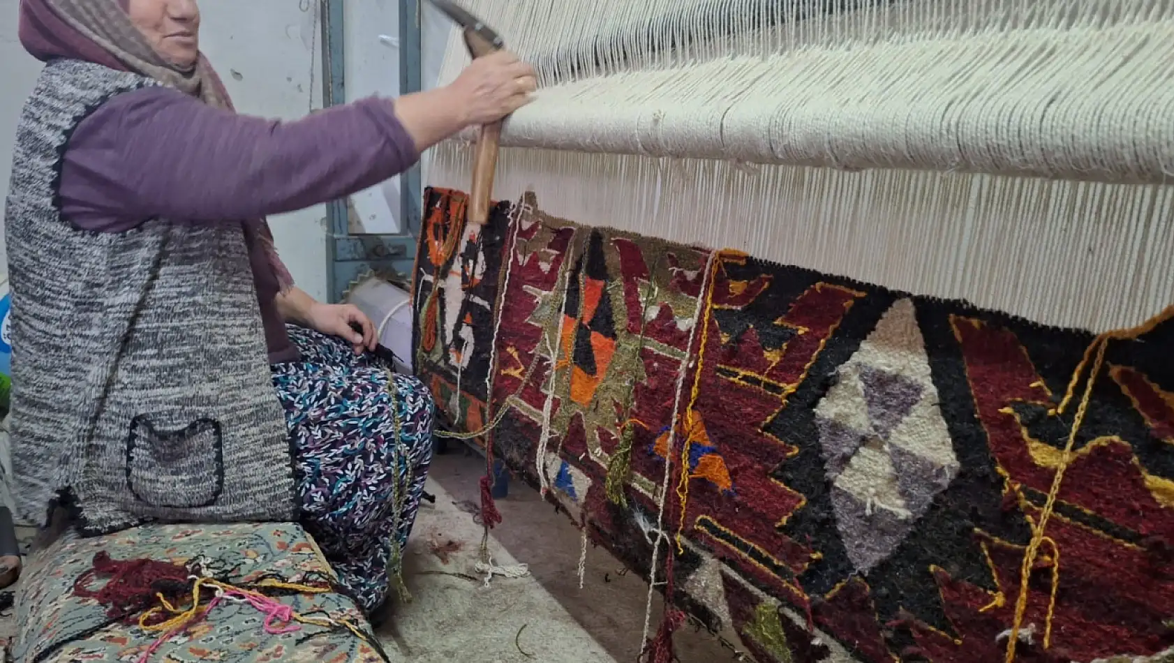 Geleneksel kilim dokuma sanatı tehlike altında