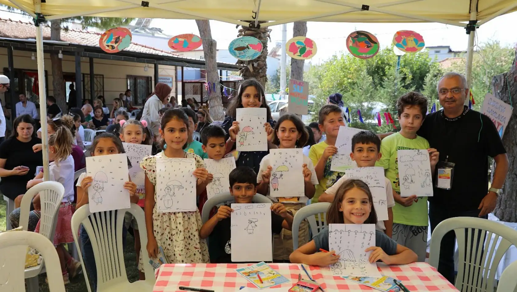 Hem eğlendiler hem çevre bilinci kazandılar