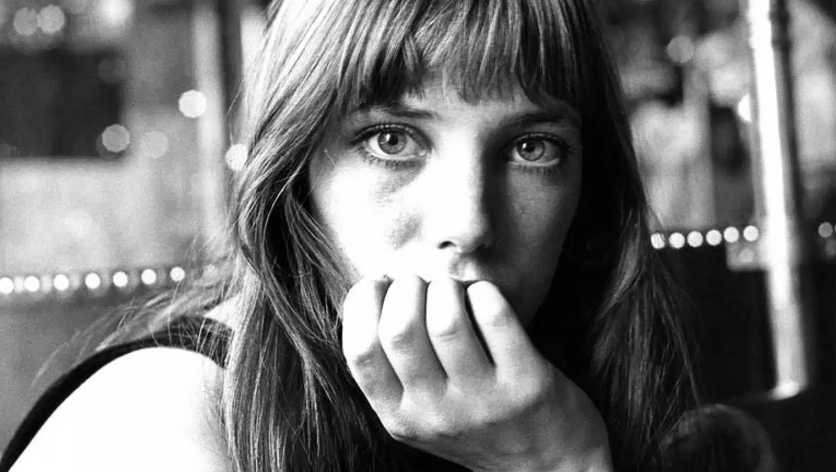 İngiliz sanatçı Jane Birkin hayatını kaybetti