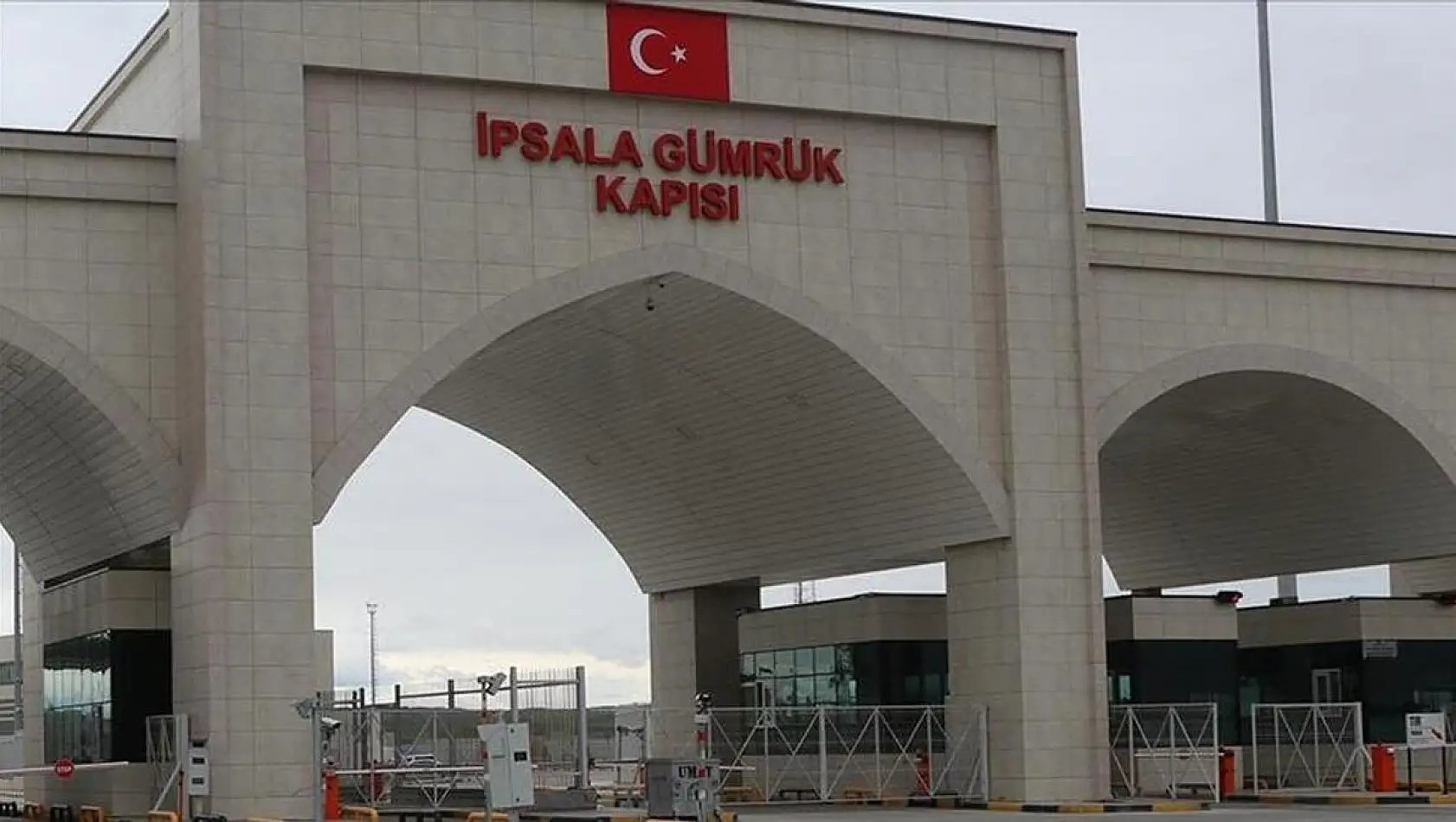 İpsala Gümrük Kapısı yeniden açıldı