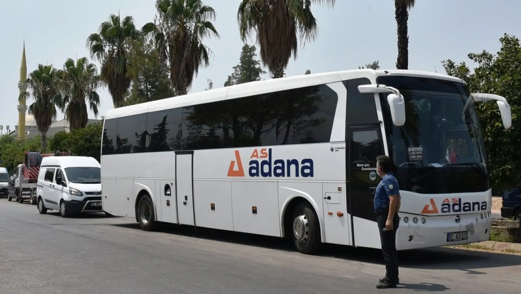 İstanbul-Adana otobüsünde şoför krizi