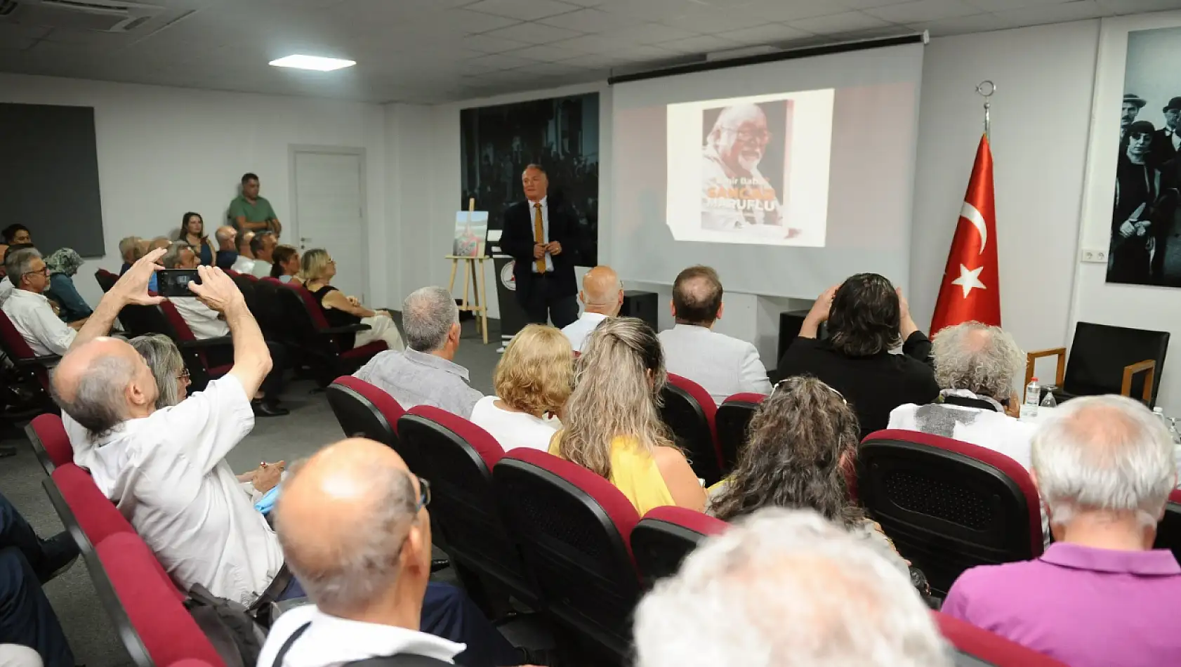 'İzmir Baba' Karşıyaka'da anıldı