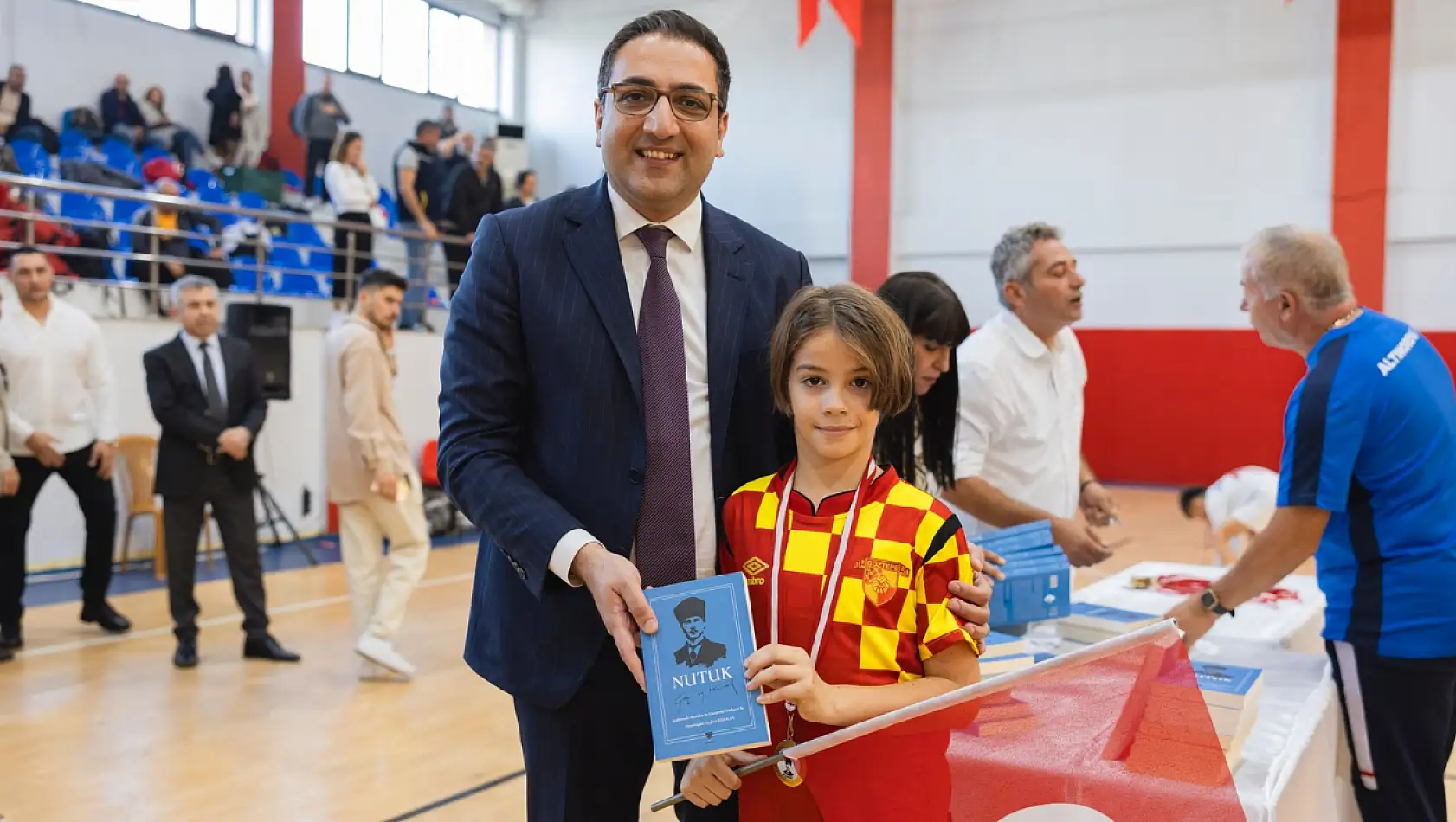 İzmir'de çocuklar Futsal'a doyamayacak! 