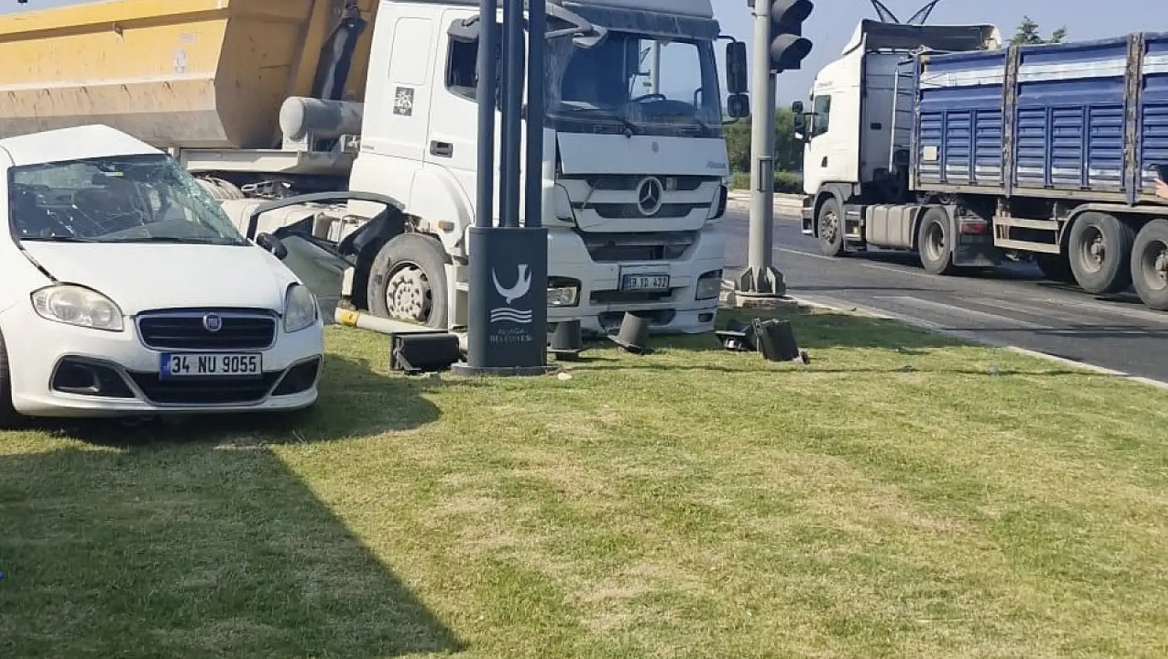 İzmir'de trafik kazası can aldı 