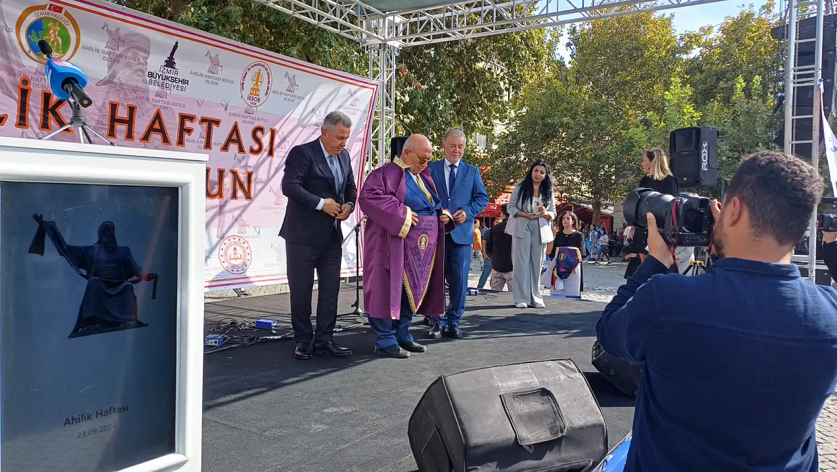 İzmir'de yılın ahisi 40 yıllık dondurma ustası Doğan Karasakal