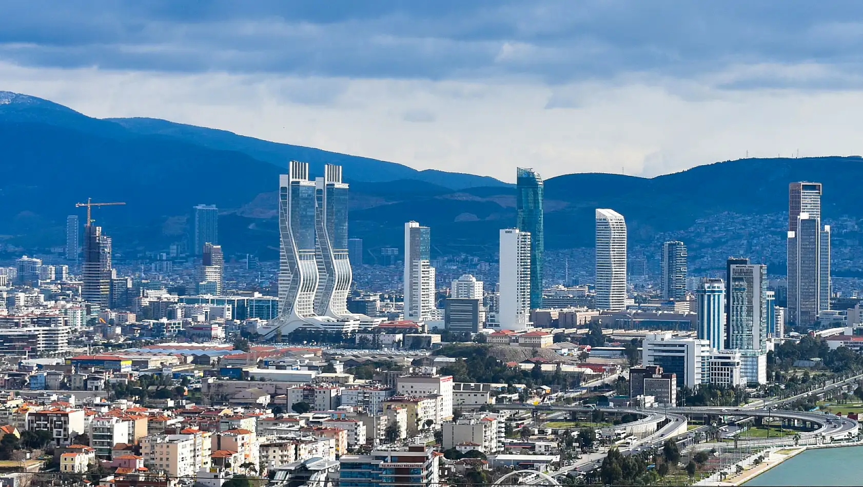 İzmir iş dünyası 9 Eylül için ne mesajlar verdi