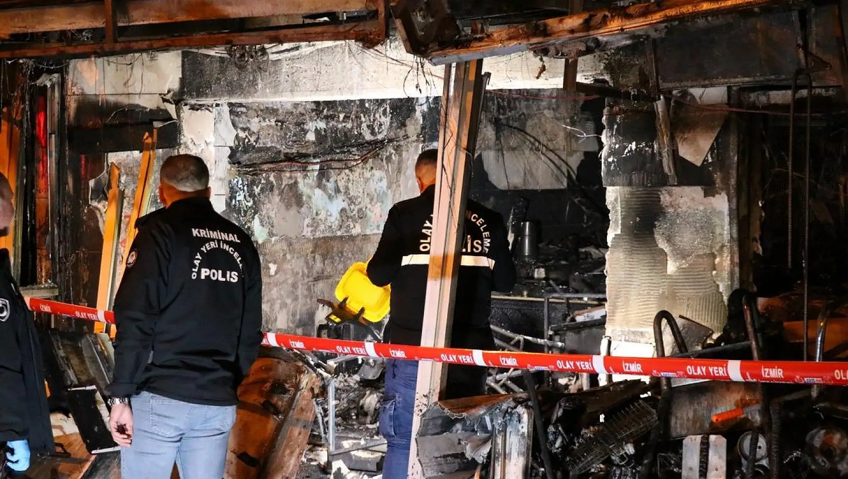 İzmir’de iş yeri yangınında kundaklama iddiası