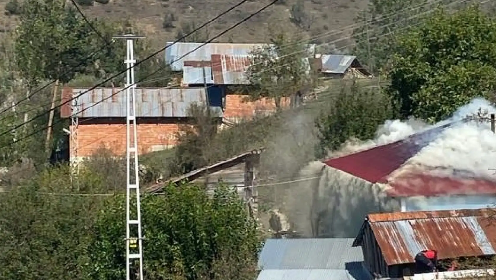 Kastamonu'da korkutan ev yangını 