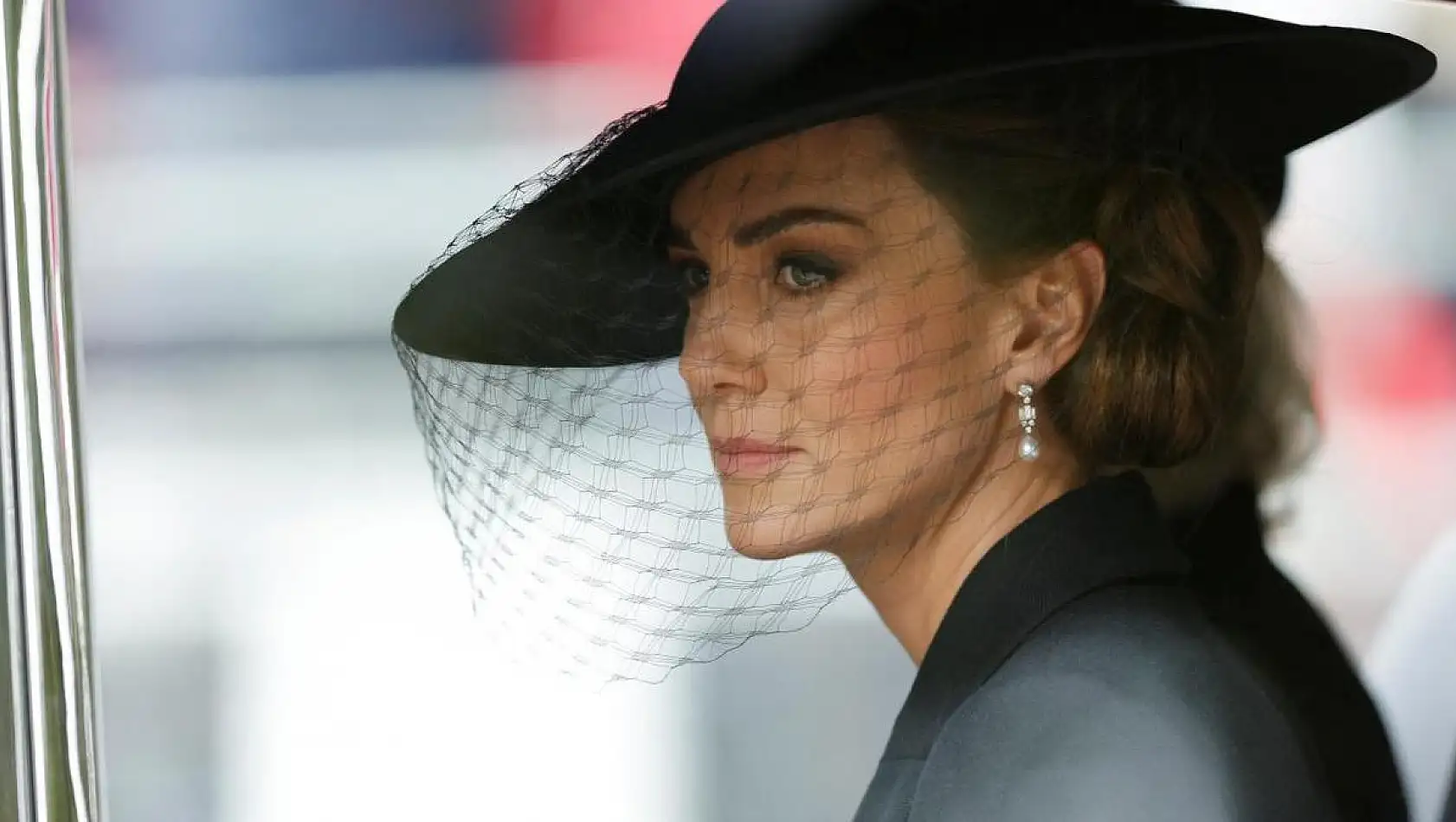 Kate Middleton, kanser tedavisi gördüğünü açıkladı!