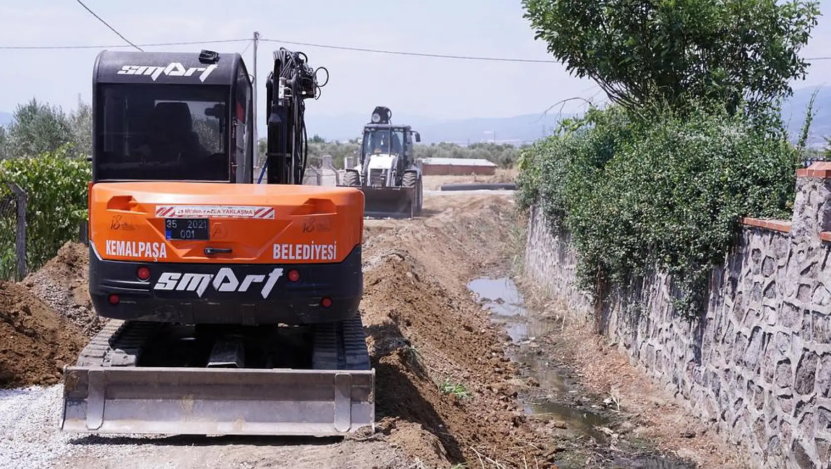 Kemalpaşa'da derelerin ıslahı sorunu çözülüyor