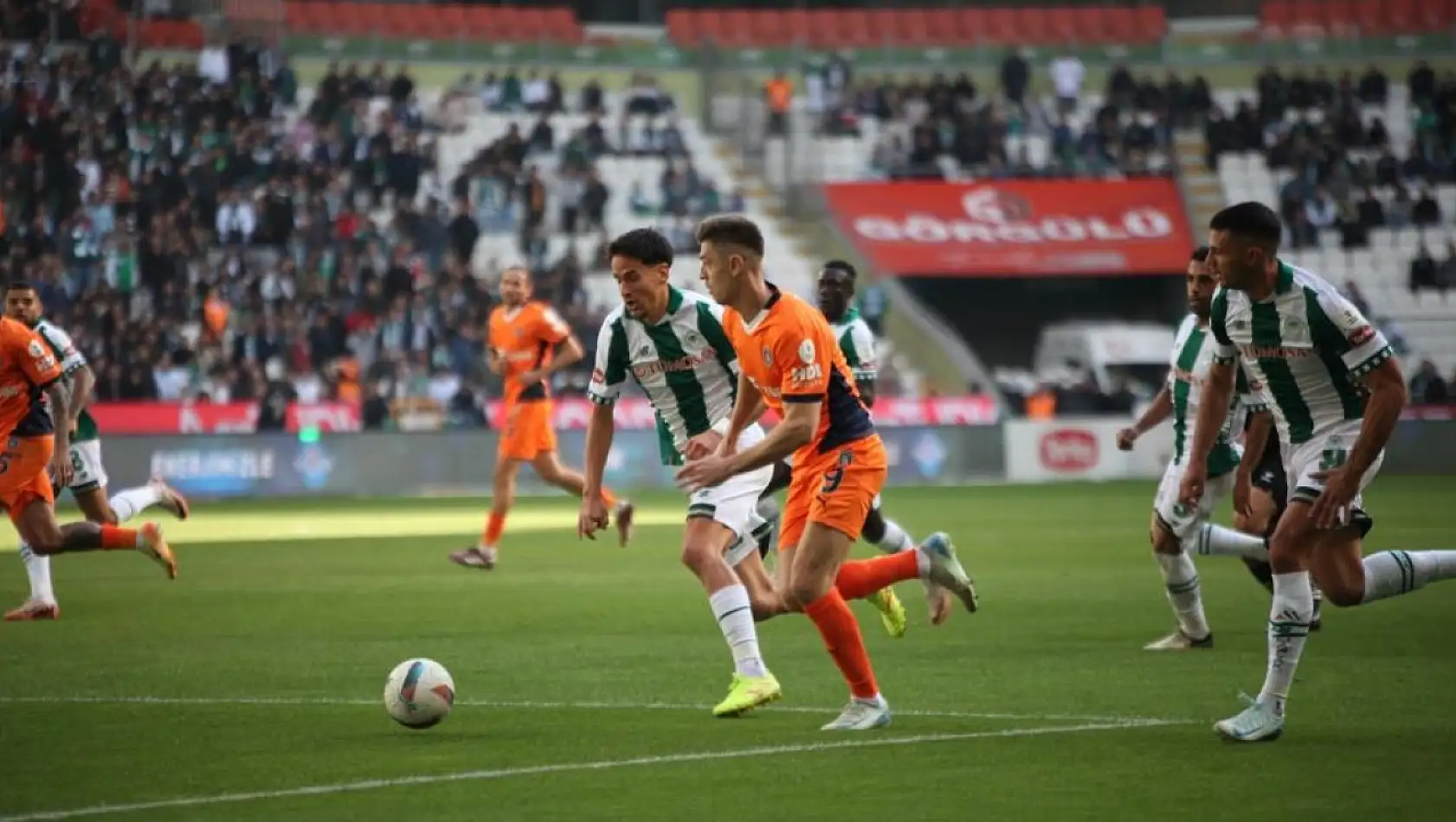 Konyaspor-RAMS Başakşehir maçı sona erdi! 