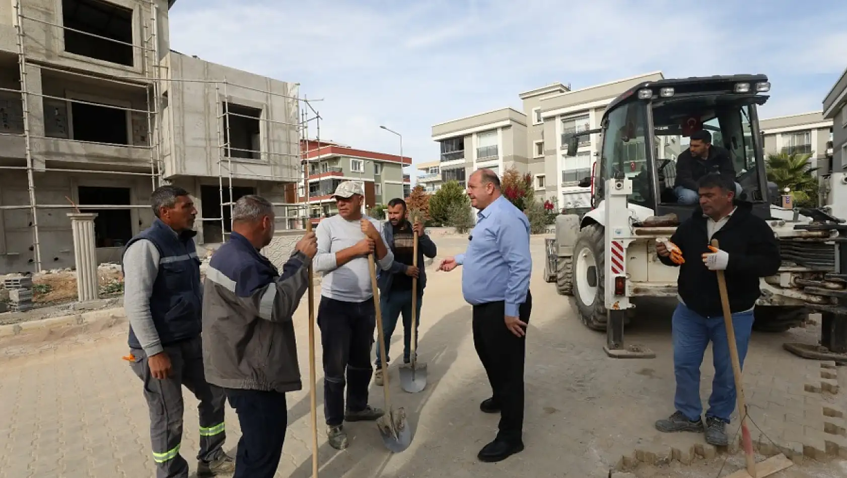 Menderes'te saha çalışmaları hız kazanıyor 