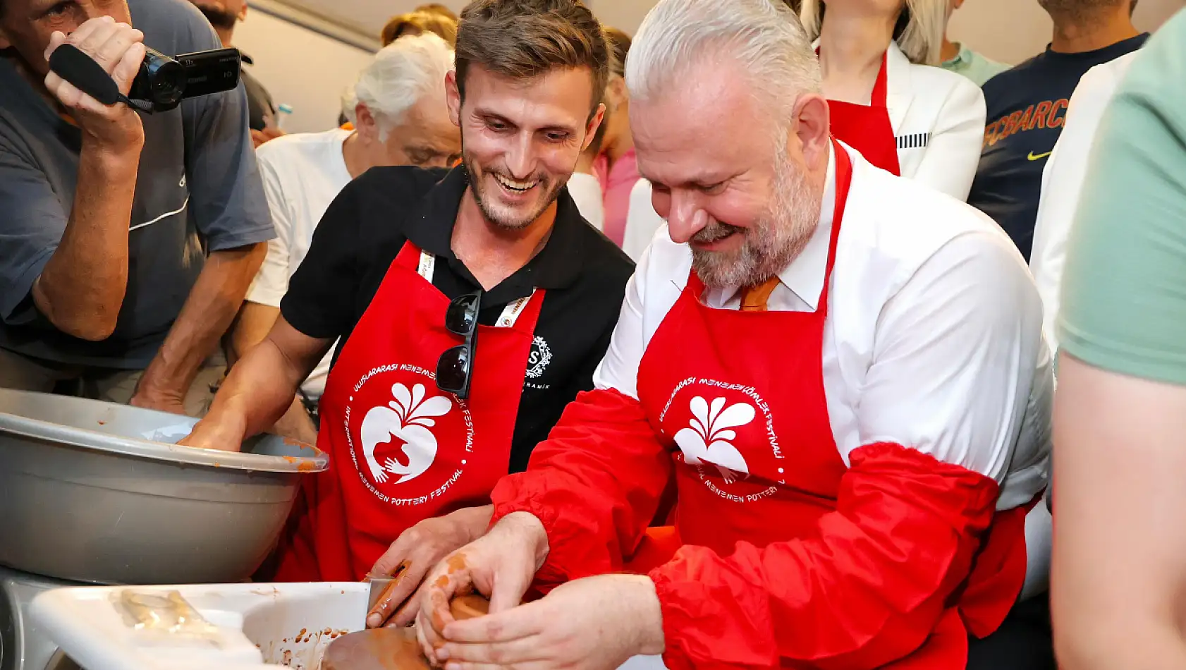 Menemen Çömlek Festivali başladı