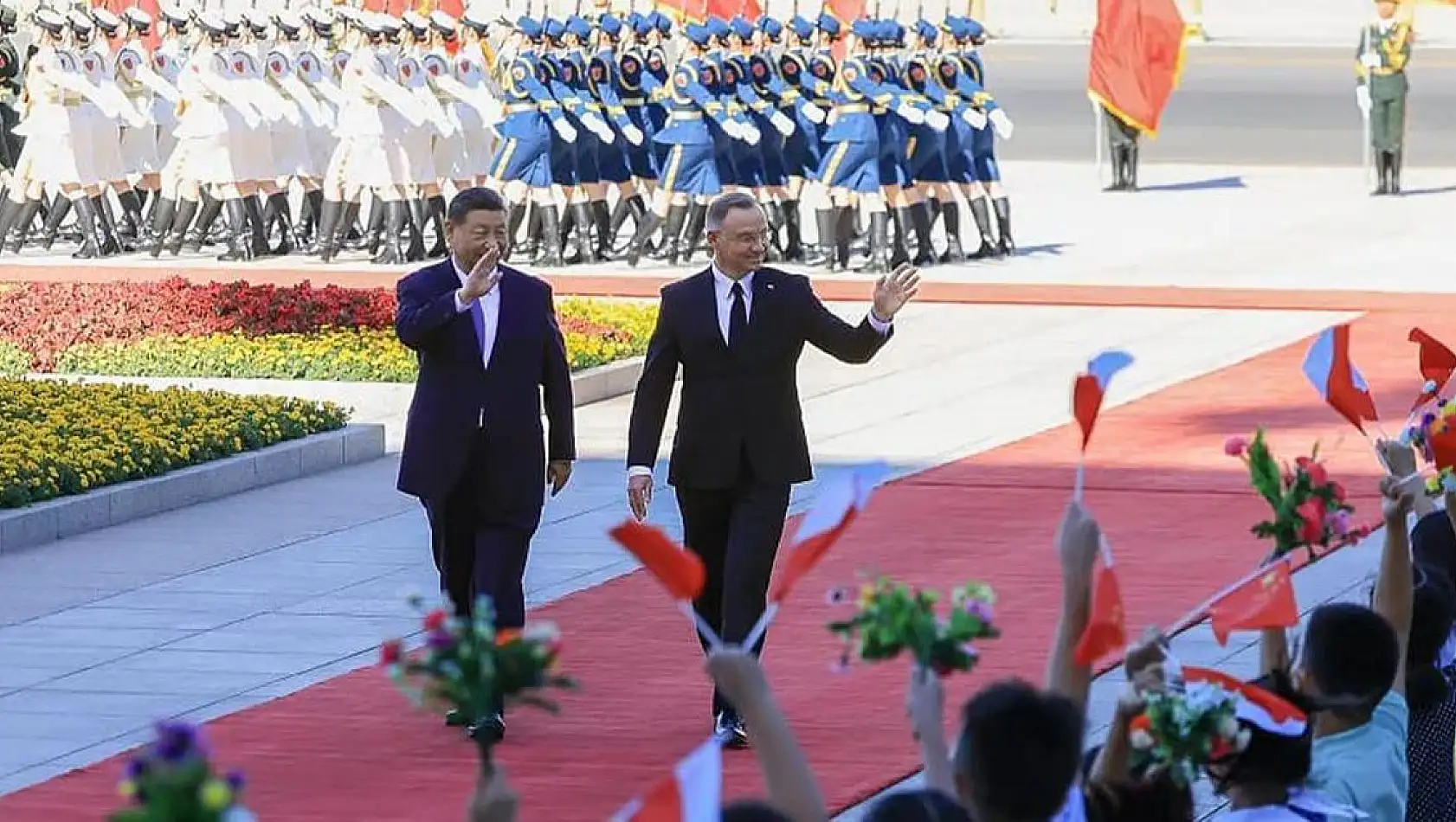 Polonya Cumhurbaşkanı Duda ve Çin Devlet Başkanı Xi Jinping bir araya geldi