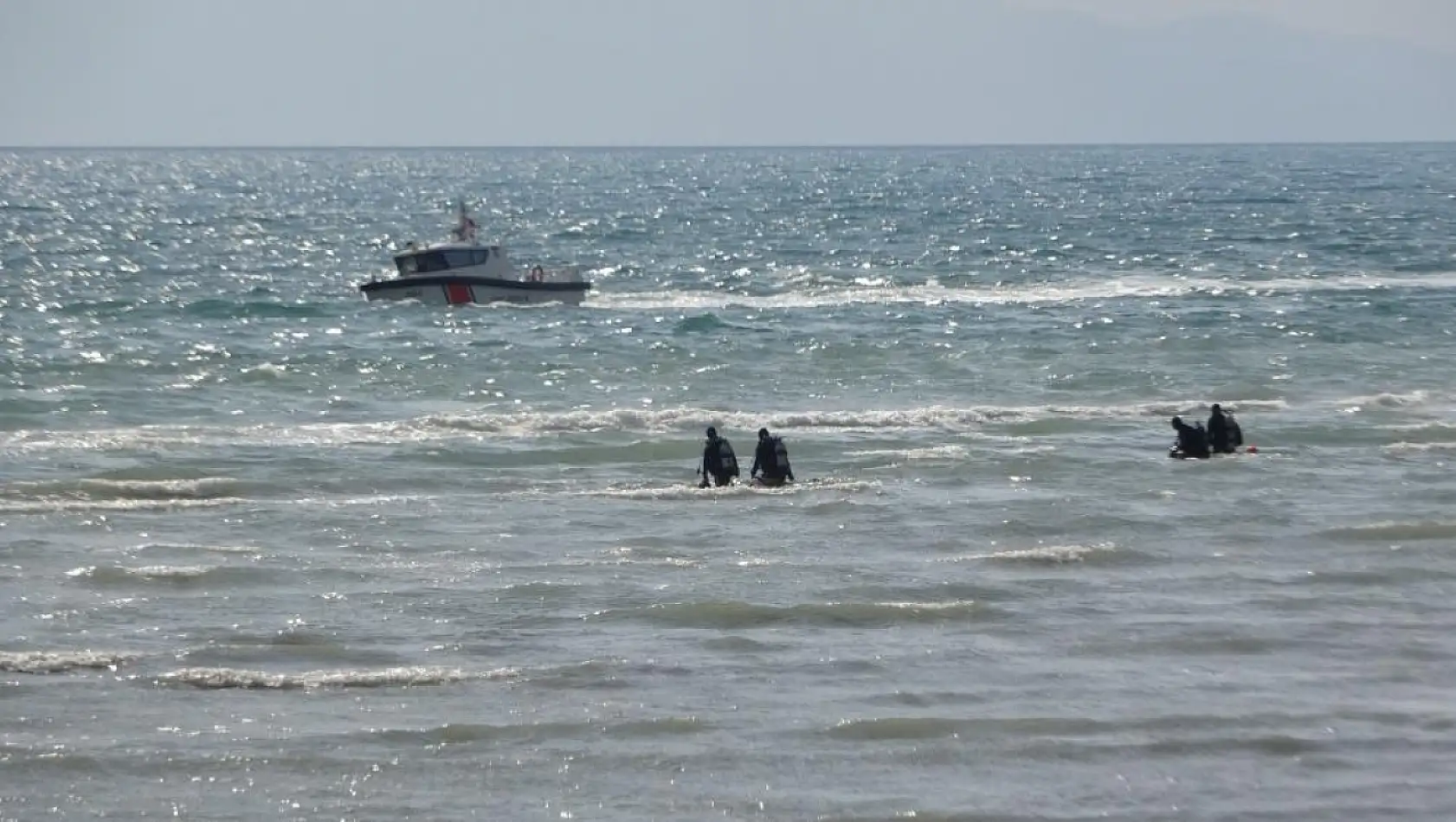 Üniversite öğrencisi Rojin'i arama çalışmaları sürüyor 