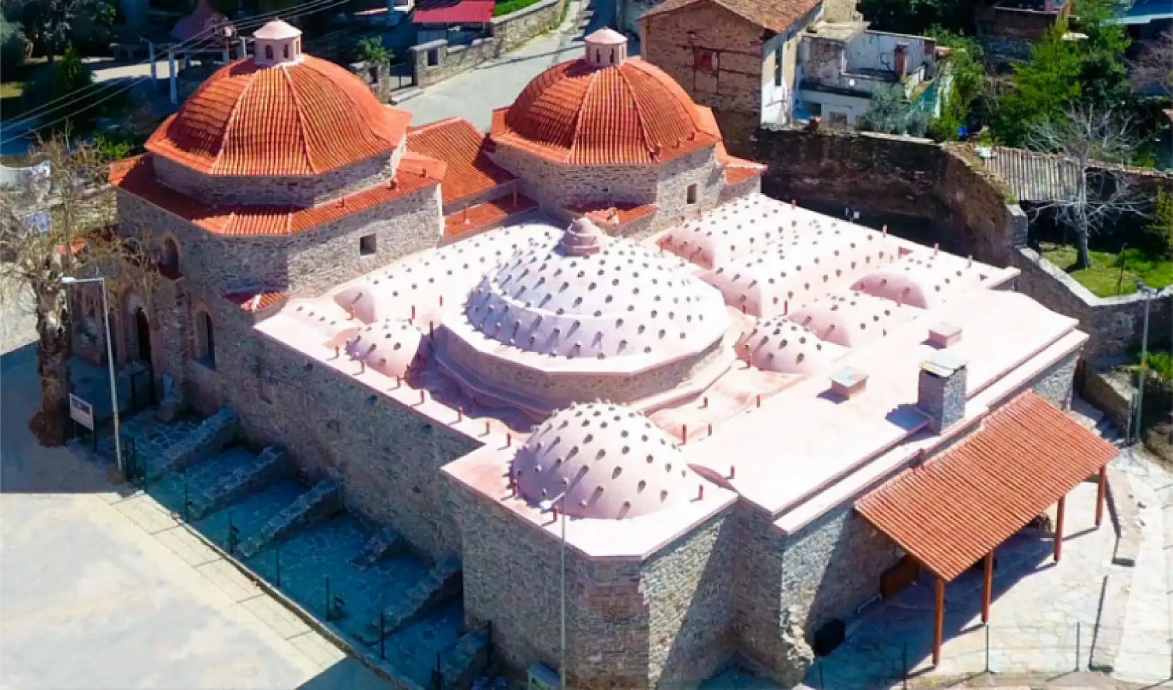 Kuyu kebabı, şiş köftesi, keşkeği, lor tatlısını yiyen yeniden gidiyor: İzmir'den trene binen 1 saatte varıyor