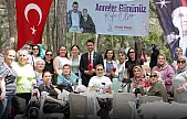 Bayraklı'da Anneler Günü'ne özel renkli piknik etkinliği