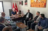 CHP'li Aslanoğlu'ndan DİSK'e ziyaret: 'Grevin en büyük sevineni AKP olur'