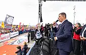 İzmir'de 1 Mayıs coşkusu