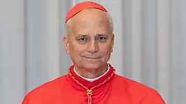 Son dakika! Sistine Şapeli'nde beyaz duman: Yeni papa seçildi