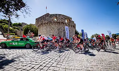 60. Cumhurbaşkanlığı Türkiye Bisiklet Turu'nda final etabı Çeşme'den başladı