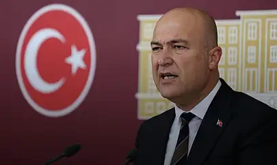 CHP'li Murat Bakan'dan 19 Mayıs mitingine çağrı: 'Gündoğdu Meydanı'nda buluşalım'