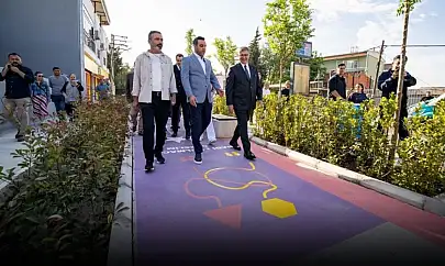 Çocuklar için daha güvenli İzmir: Başkan Tugay sahada