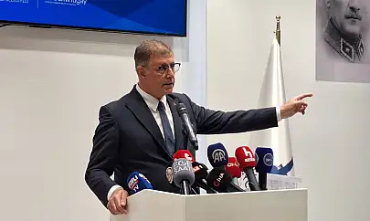 Devrim gibi kararlar: Başkan Tugay'dan Büyükşehir'e neşter!